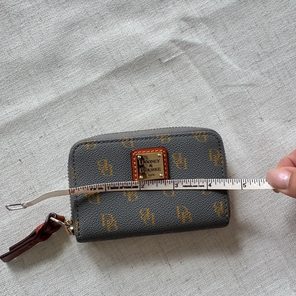 DOONEY & BOURKE Gretta Small‎ Zip Around Wallet .